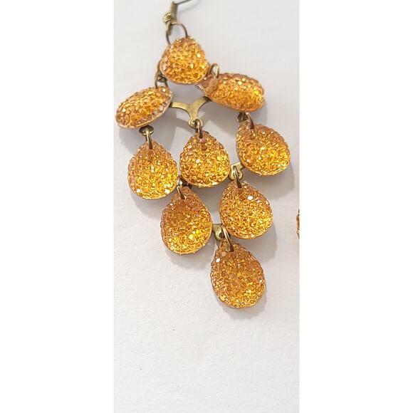 Vintage Golden Textured Drop Earrings - Picture 5 of 10